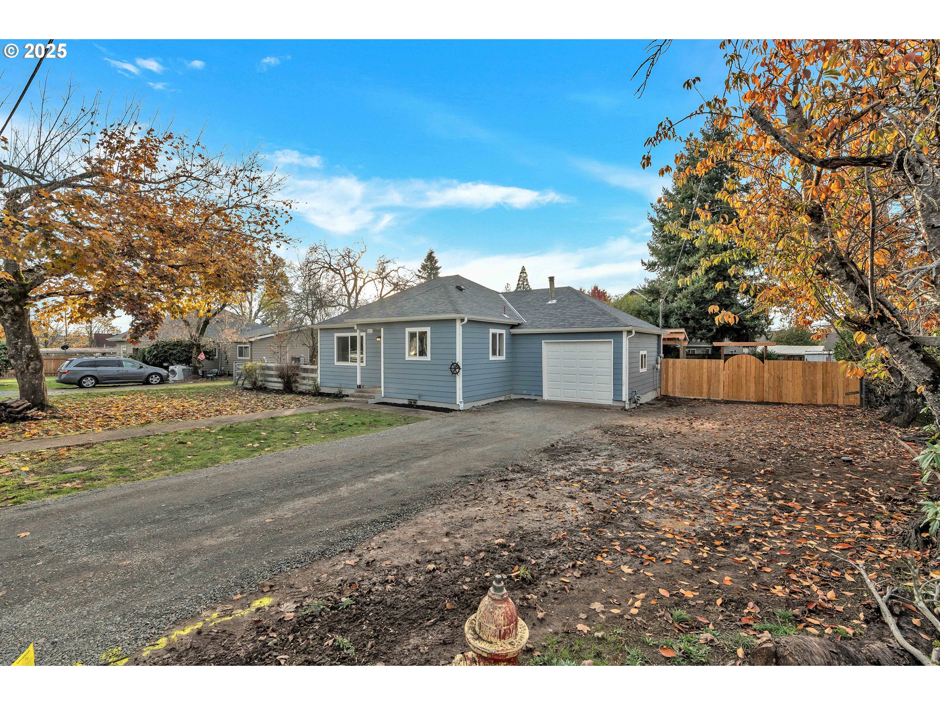 122 North Cole Avenue Molalla, OR 97038 - Photo 2 of 27