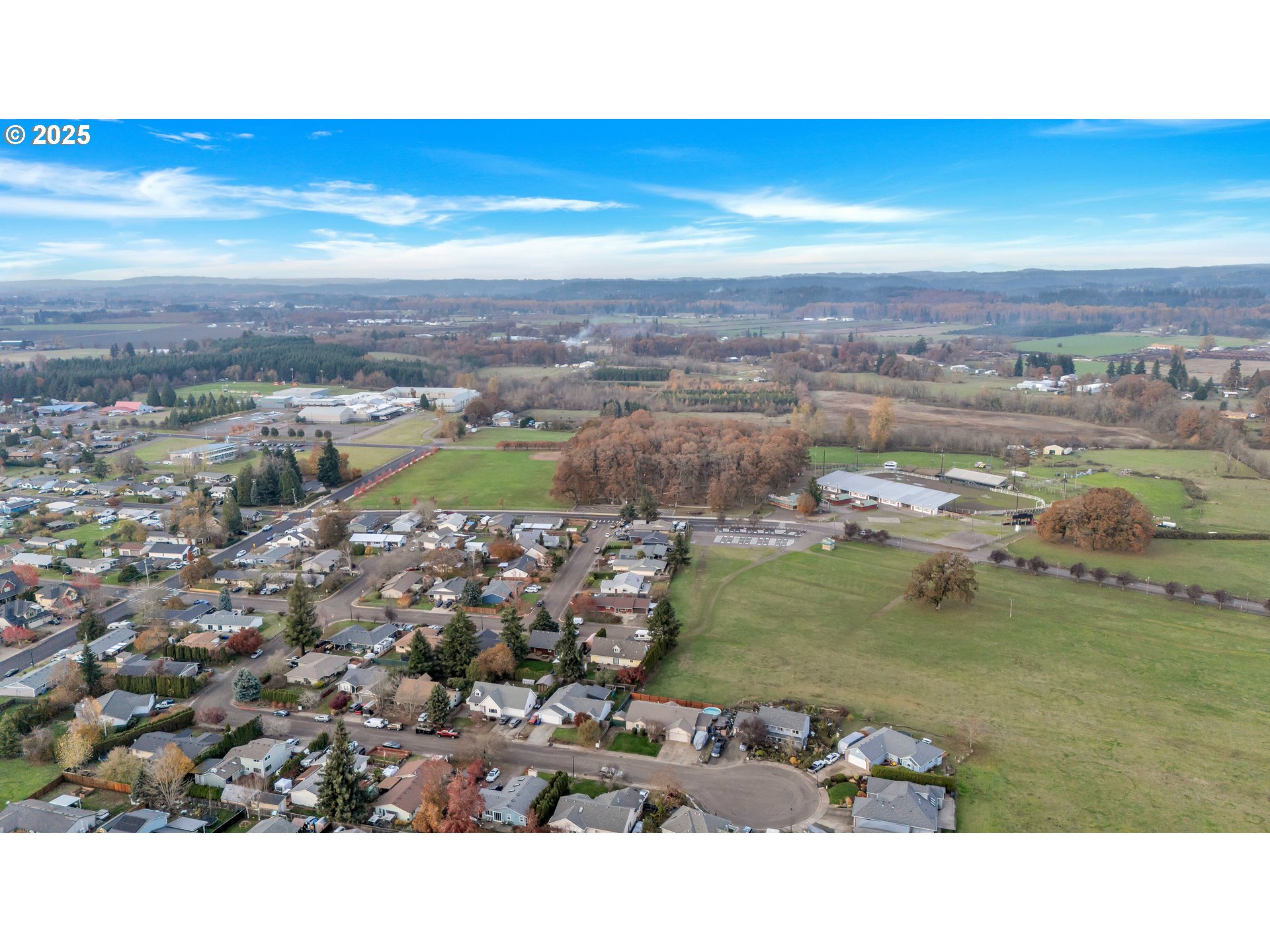 122 North Cole Avenue Molalla, OR 97038 - Photo 26 of 27