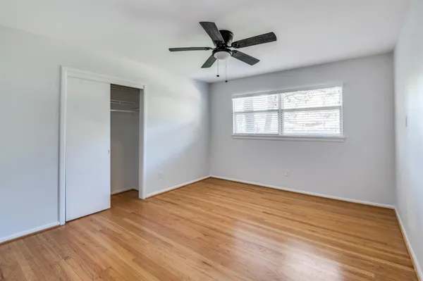 $2,500 | 1919 Betsy Lane, Irving, TX 75061