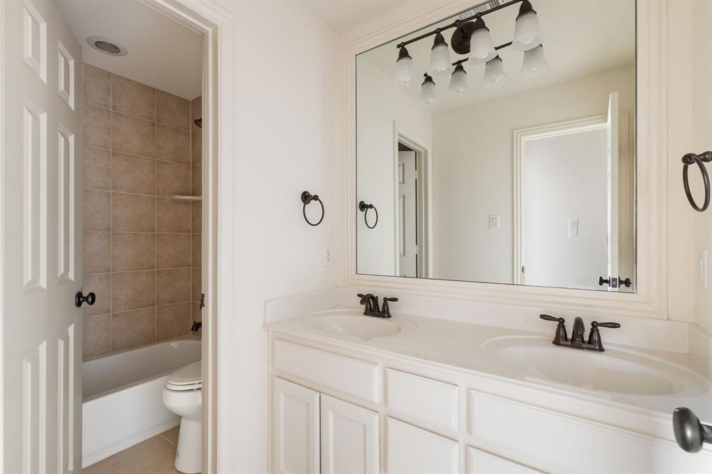 108 Guadalupe Drive Irving, TX 75039 - Photo 23 of 26