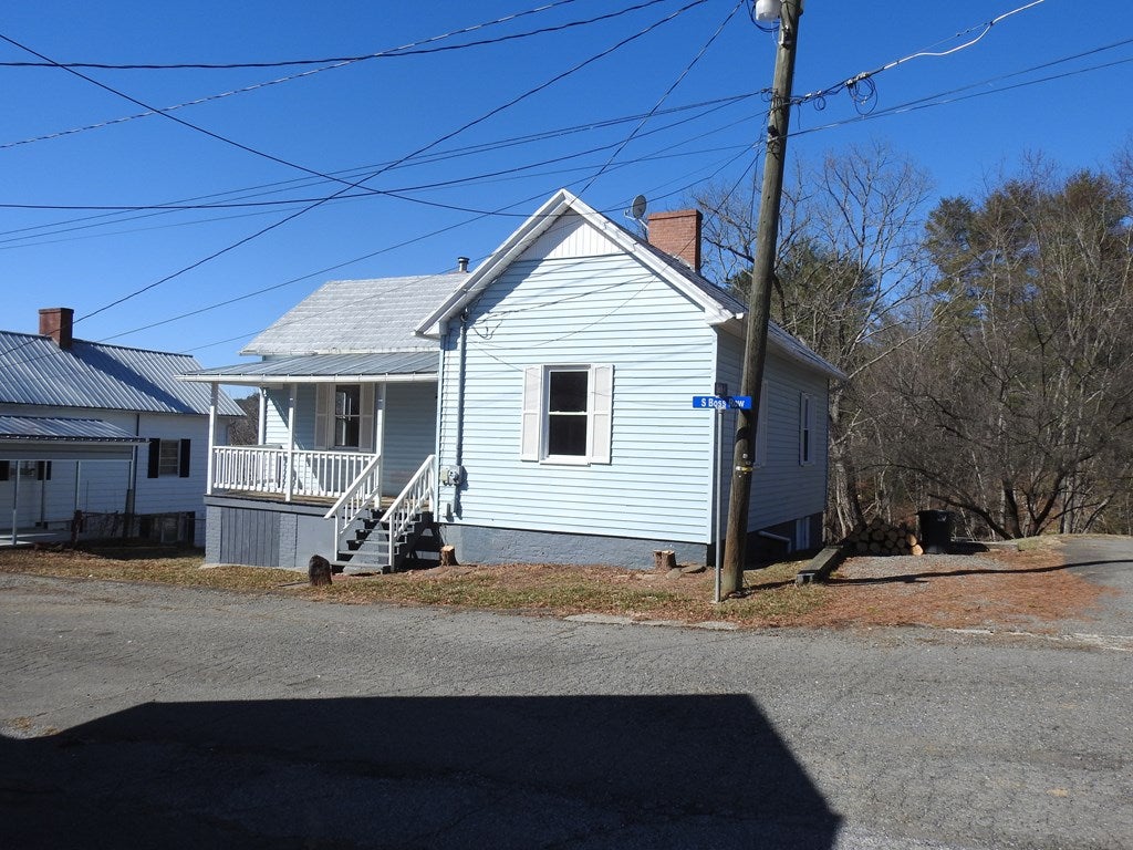 106 Boss Row Fries, VA 24330 - Photo 5 of 35 Gallery Image 5