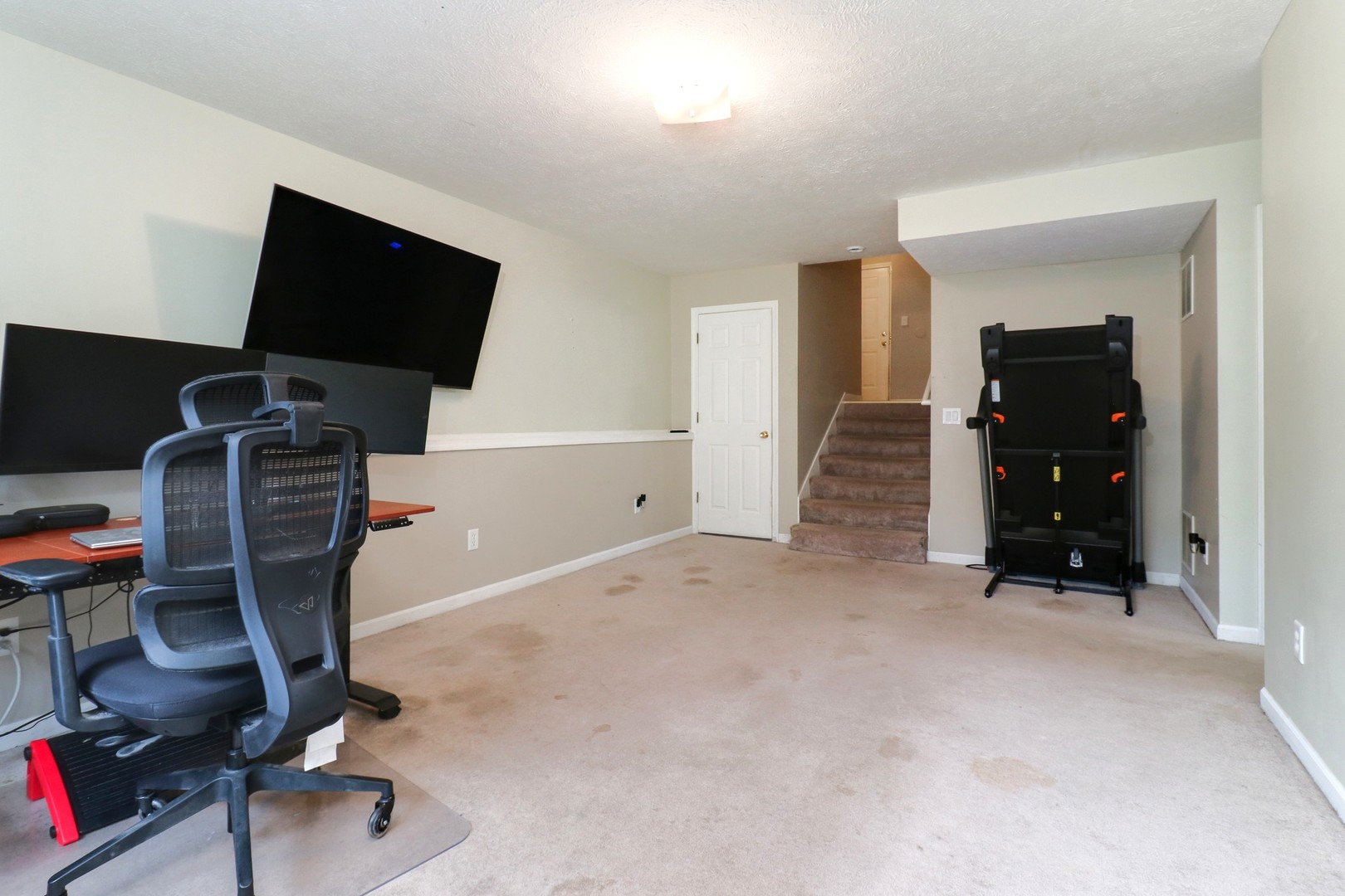 248 Parktrail Road Normal, IL 61761 - Photo 18 of 27 a view of room with workspace and windows