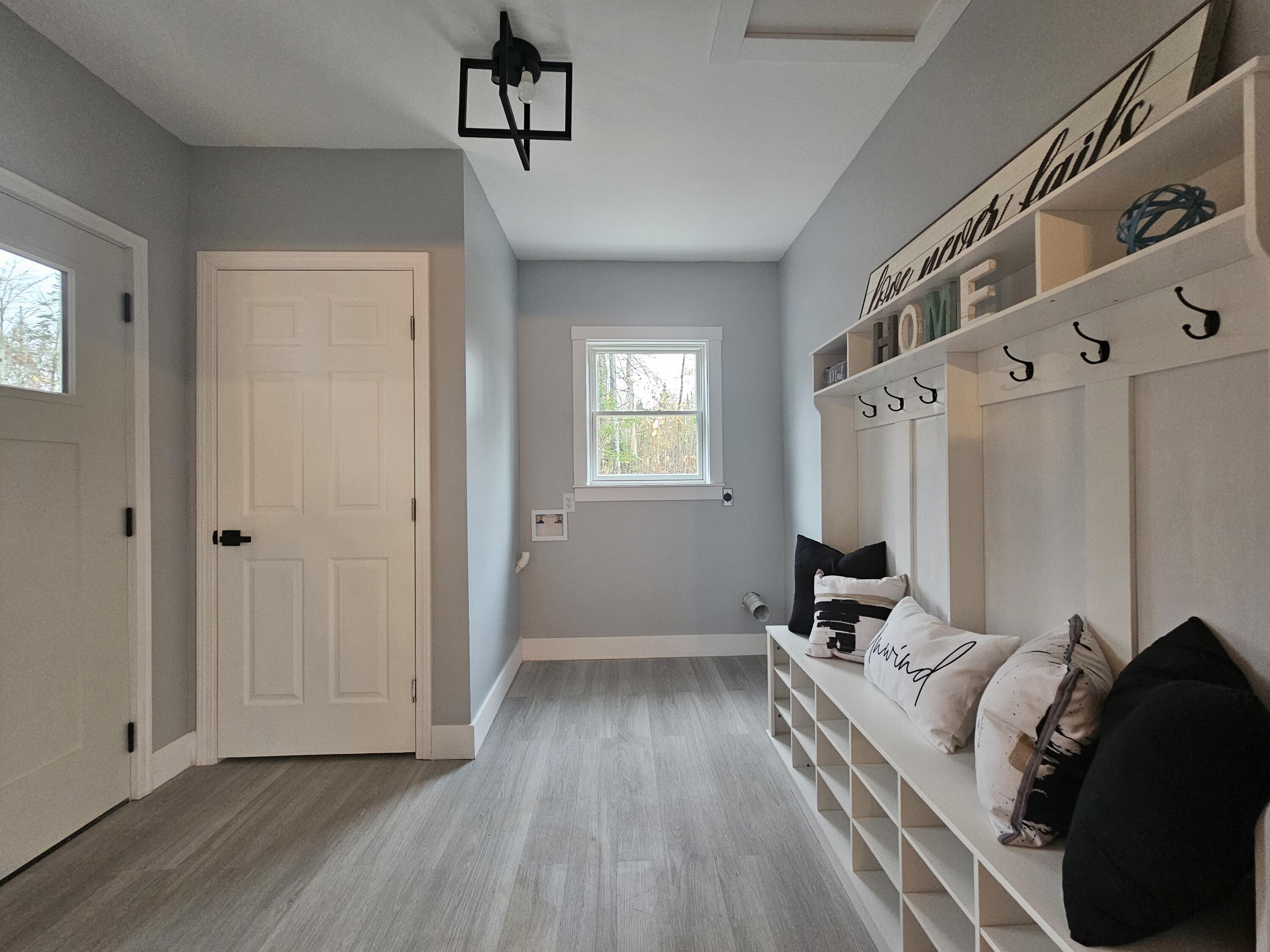 76 Goshen Road Winterport, ME 04496 - Photo 3 of 35 mudroom