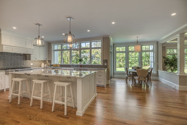 91 Cary Avenue Lexington, MA 02421 - Photo 8 of 29 Gallery Image 8