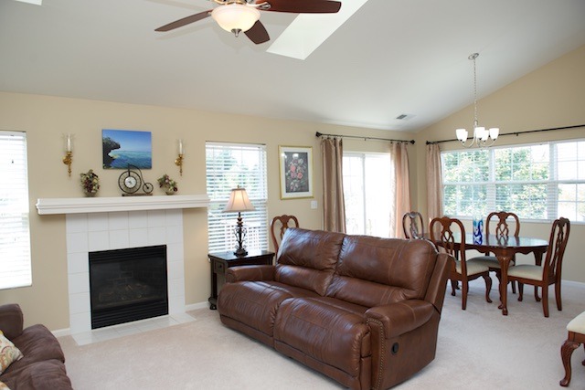 1850 Golden Gate Lane Naperville, IL 60563 - Photo 5 of 21