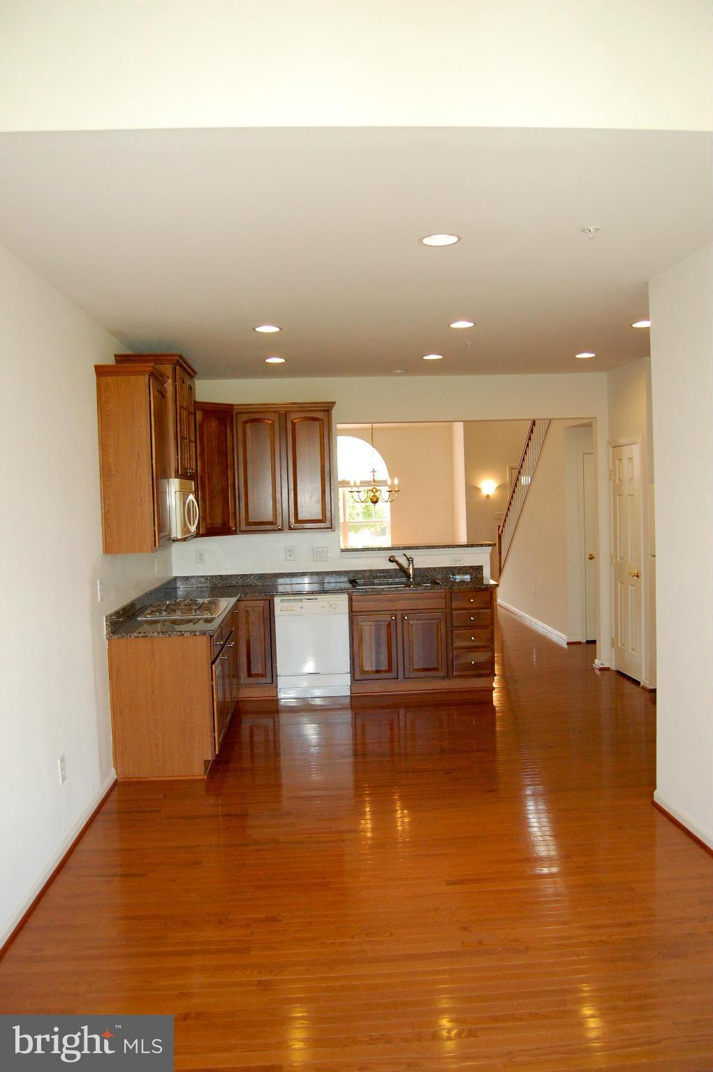 8320 Meadowsweet Road, Unit 8310 Baltimore, MD 21208 - Photo 13 of 27 Kitchen