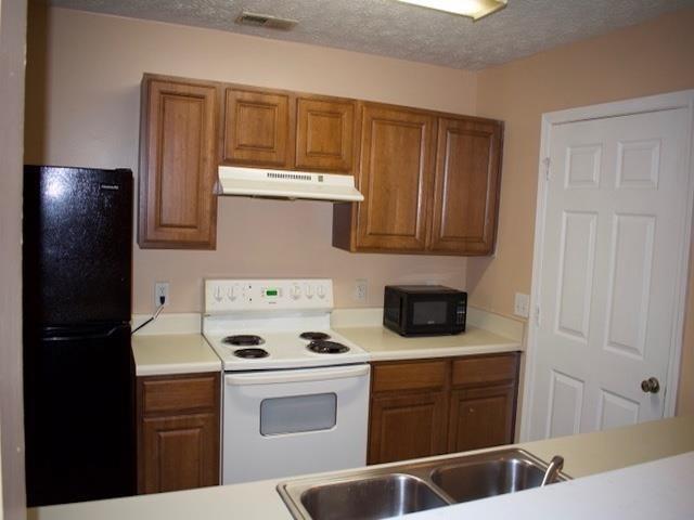 10103 Waldrop Place Decatur, GA 30034 - Photo 4 of 7