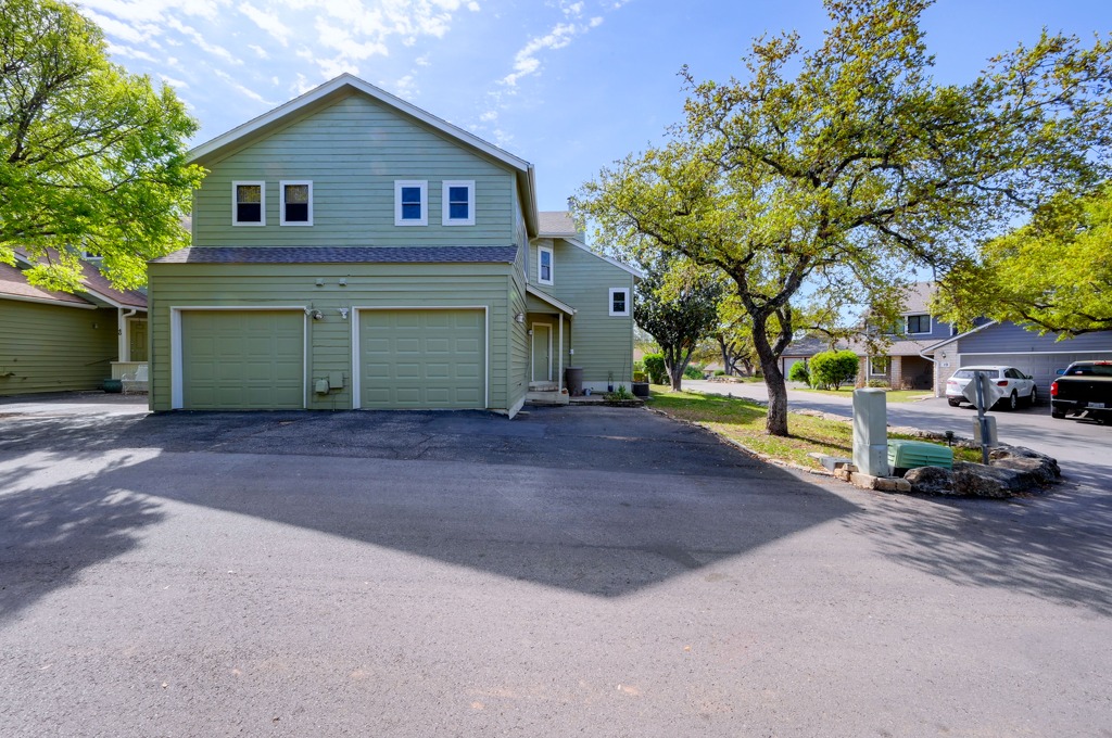 42 Cypress Point Wimberley, TX 78676 - Photo 4 of 30