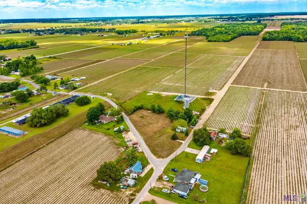 $100,000 | 109 Leblanc Court, Labadieville, LA 70372