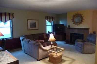 1070 Shoreline Road Crown Point, IN 46307 - Photo 3 of 10 398x264