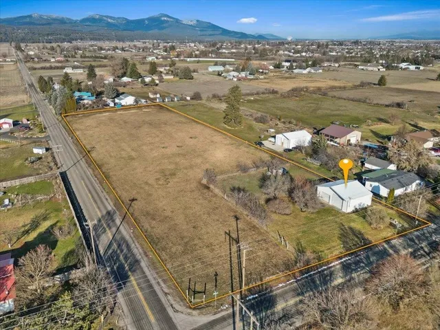$600,000 | 3145 West Poleline Avenue, Post Falls, ID 83854