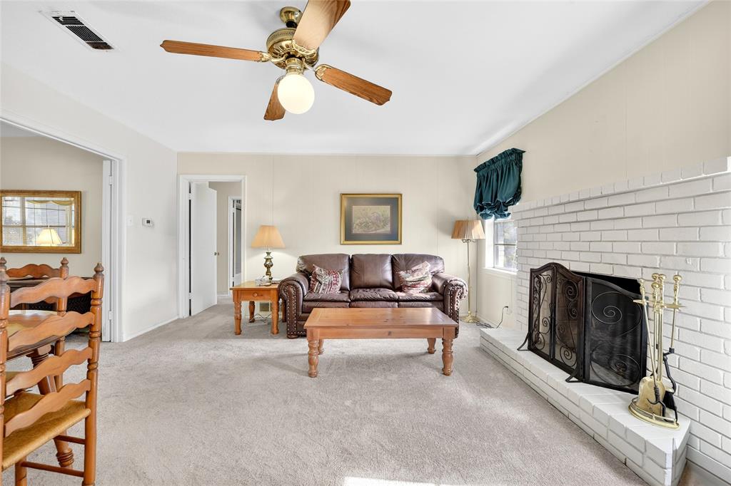 12118 Ridgefair Place Farmers Branch, TX 75234 - Photo 12 of 31