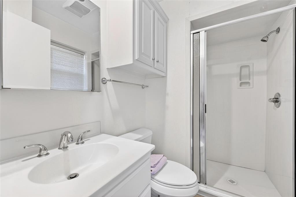 12118 Ridgefair Place Farmers Branch, TX 75234 - Photo 20 of 27