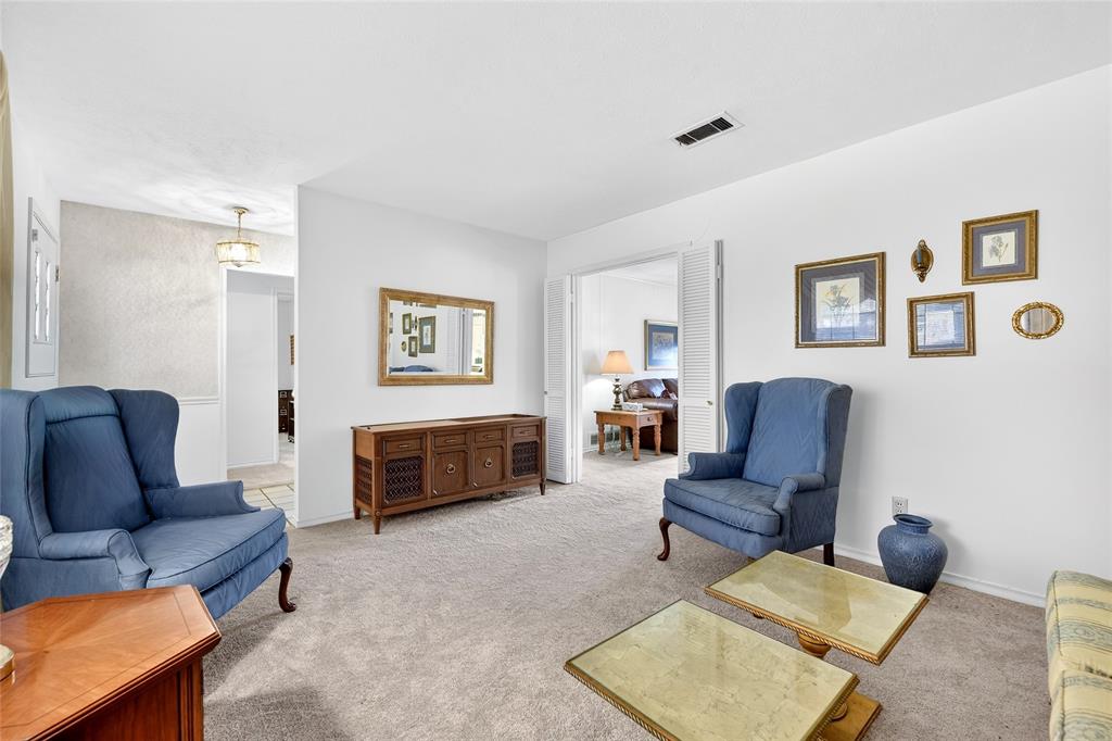 12118 Ridgefair Place Farmers Branch, TX 75234 - Photo 9 of 31