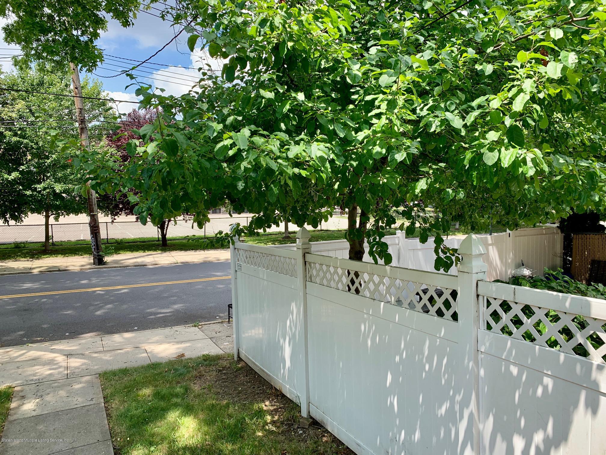 13 Manor Road Staten Island, NY 10310 - Photo 4 of 48 IMG_5251