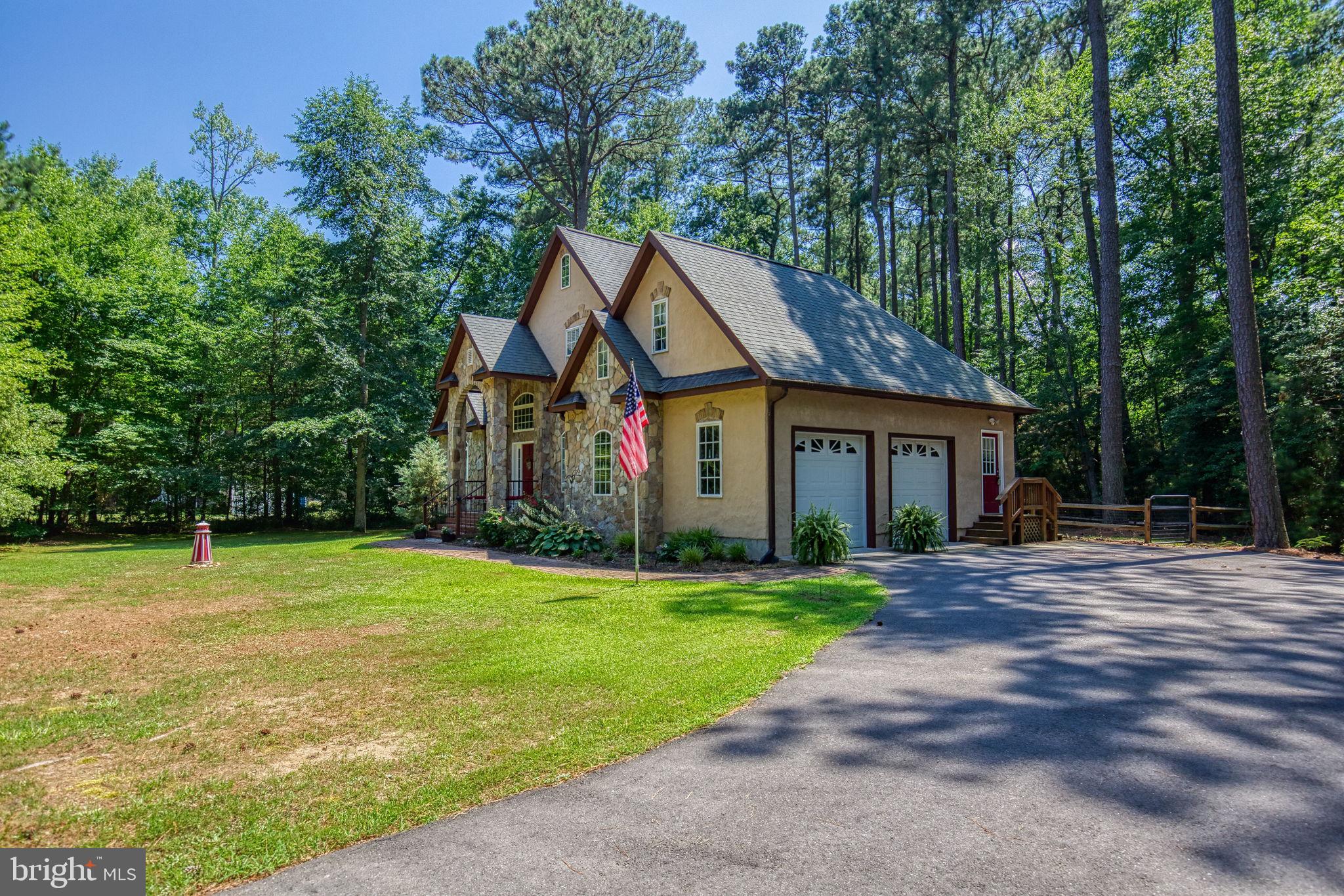 120 Twin Harbor Road Reedville, VA 22539 - Photo 3 of 45 TWO CAR GARAGE