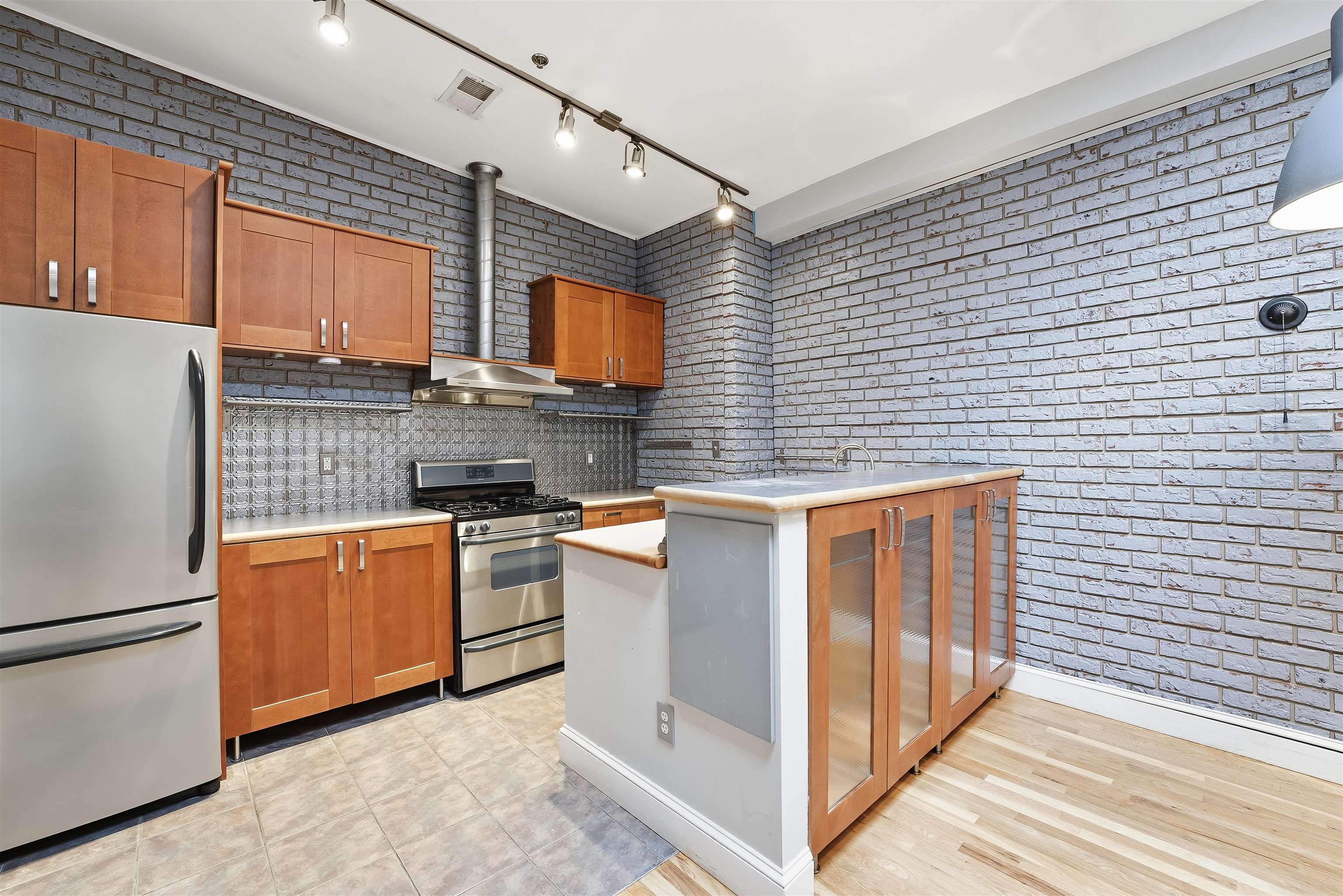 519 Monroe Street, Unit 1B Hoboken, NJ 07030 - Photo 5 of 23