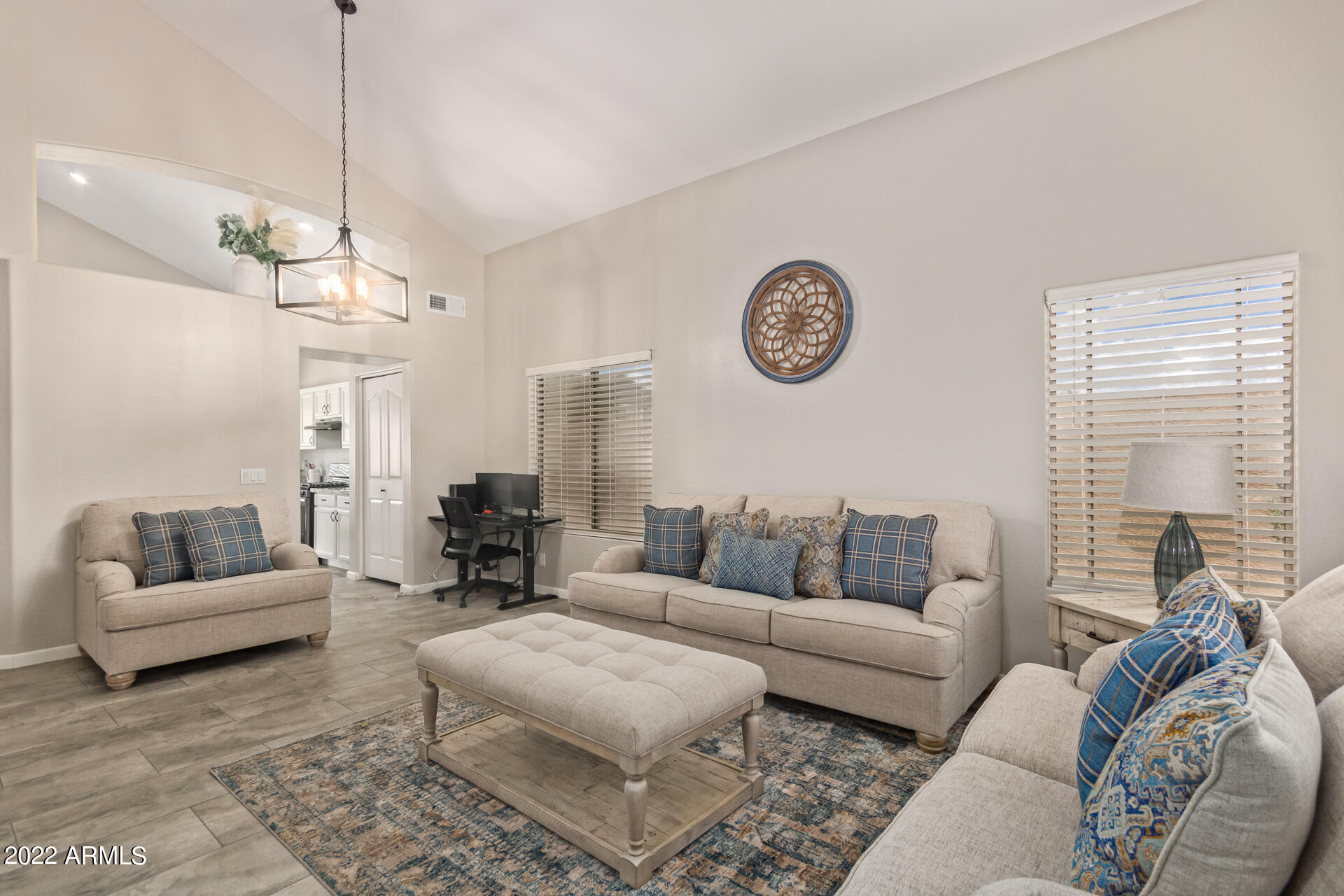 3328 East Attleboro Road Gilbert, AZ 85295 - Photo 12 of 71 Living room