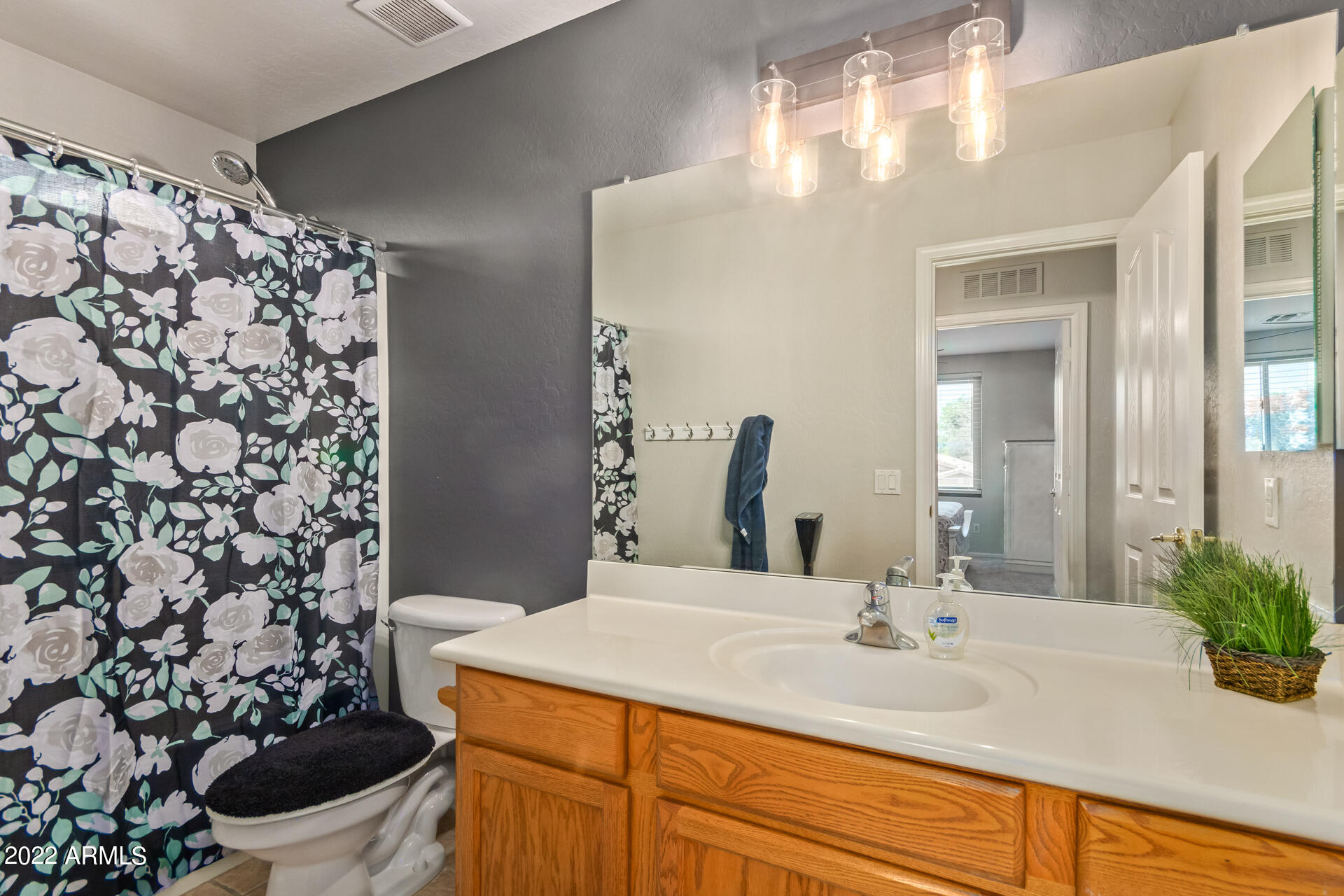 3328 East Attleboro Road Gilbert, AZ 85295 - Photo 36 of 71 Bathroom upstairs