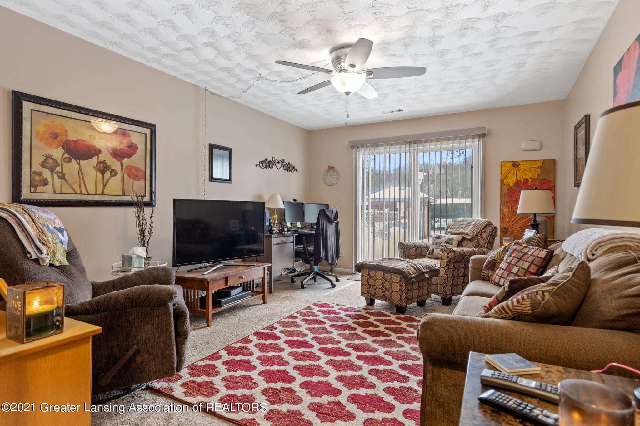 4819 Gull Road, Unit 11 Lansing, MI 48917 - Photo 4 of 14 4-web-or-mls-1P6A6276