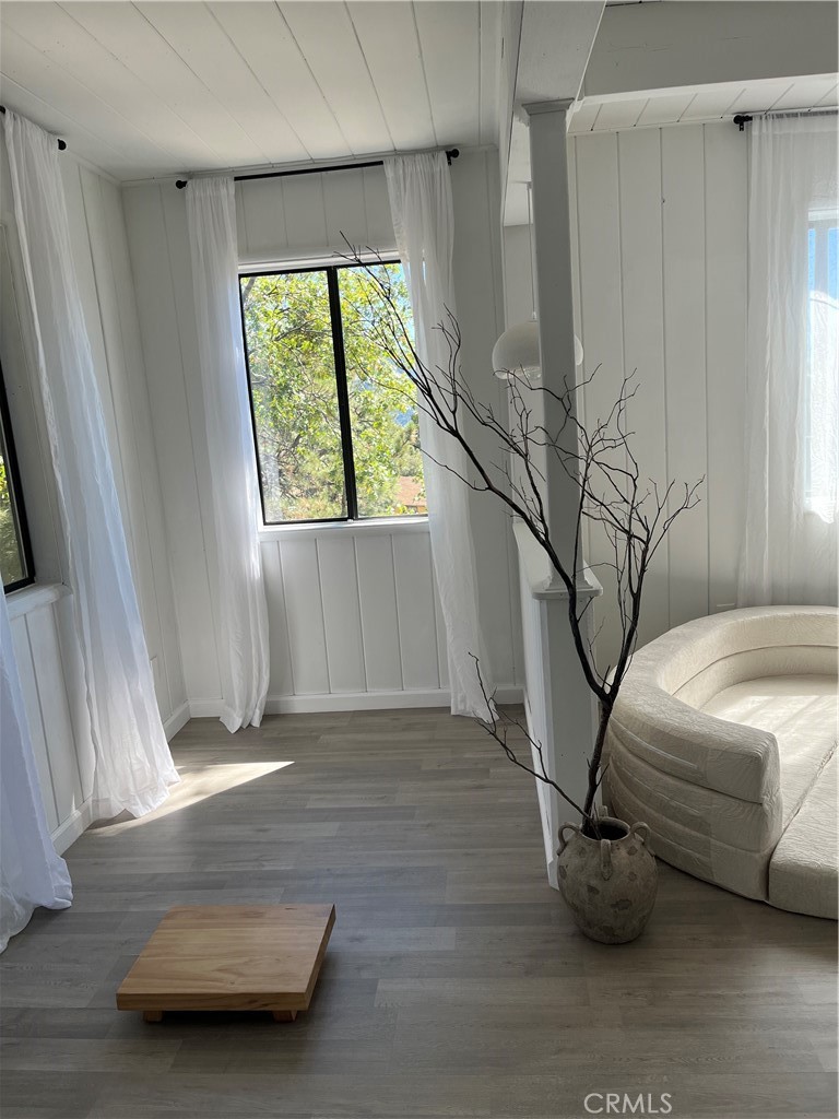 24875 Marion Ridge Drive Idyllwild, CA 92549 - Photo 23 of 47 a room with a couch and a window