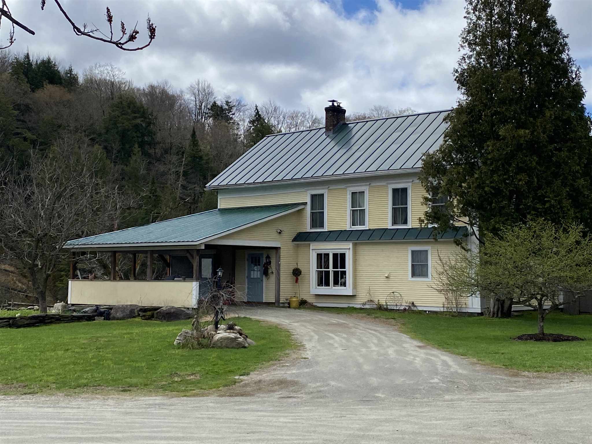 170 Old Rte 100 Moretown, VT 05660 - Photo 1 of 29