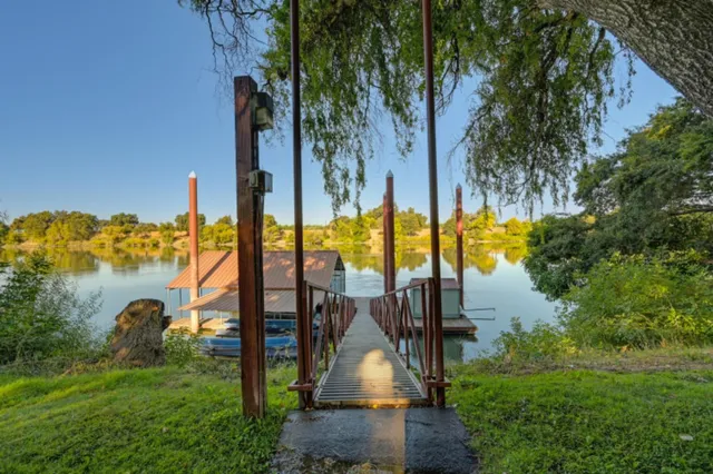 $2,395,000 | 2851 Garden Highway, Sacramento, CA 95833