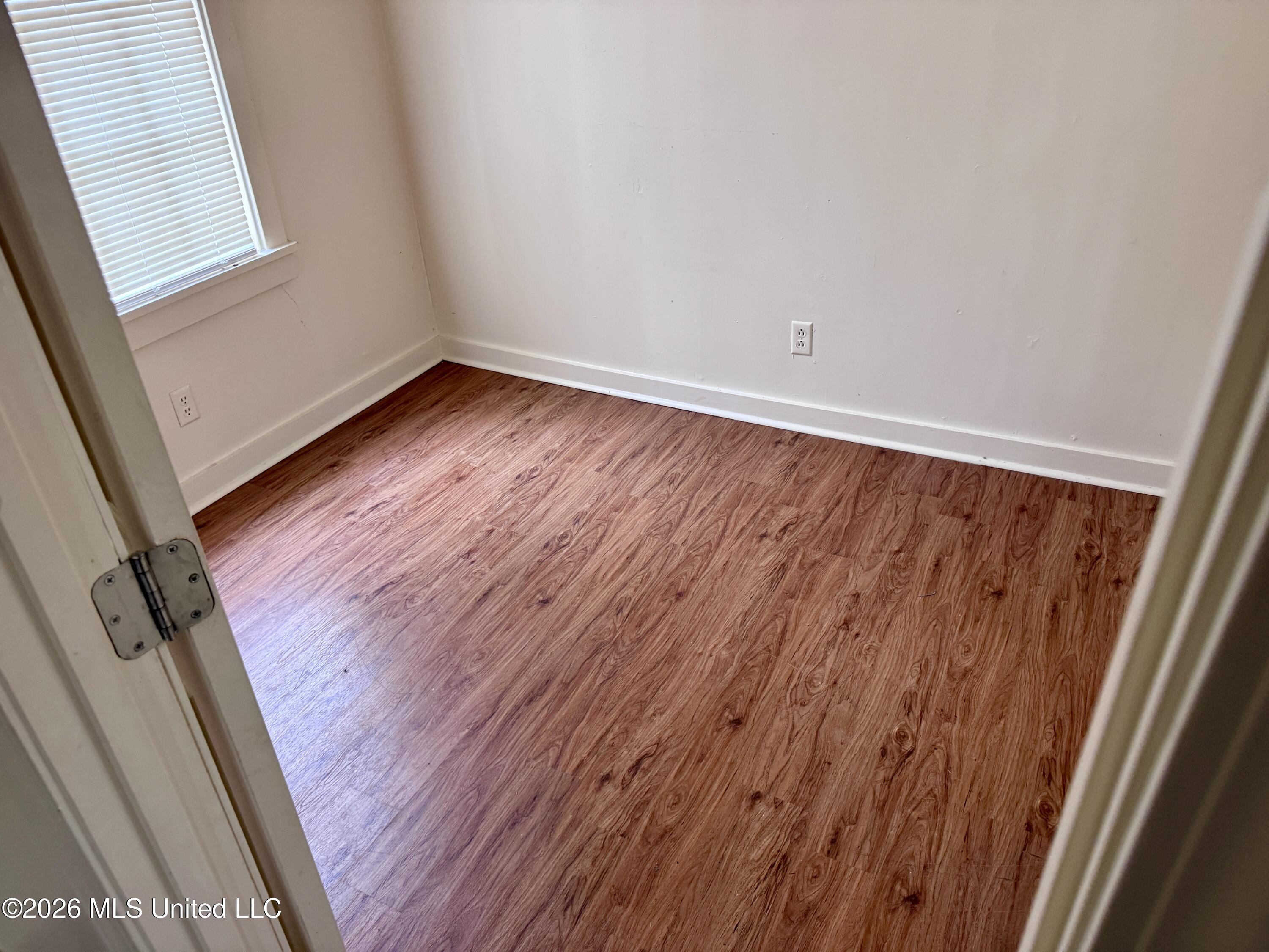 528 Woodbury Road Jackson, MS 39206 - Photo 5 of 9 IMG_0796