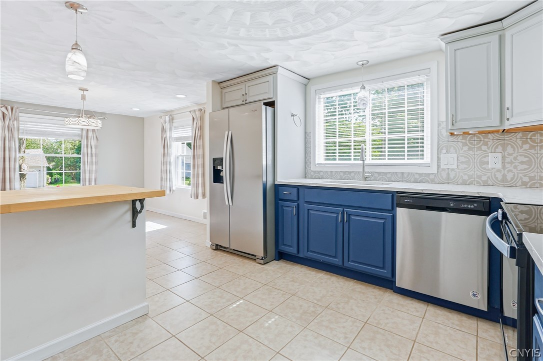 29 Lyndon Road Whitestown, NY 13492 - Photo 12 of 42