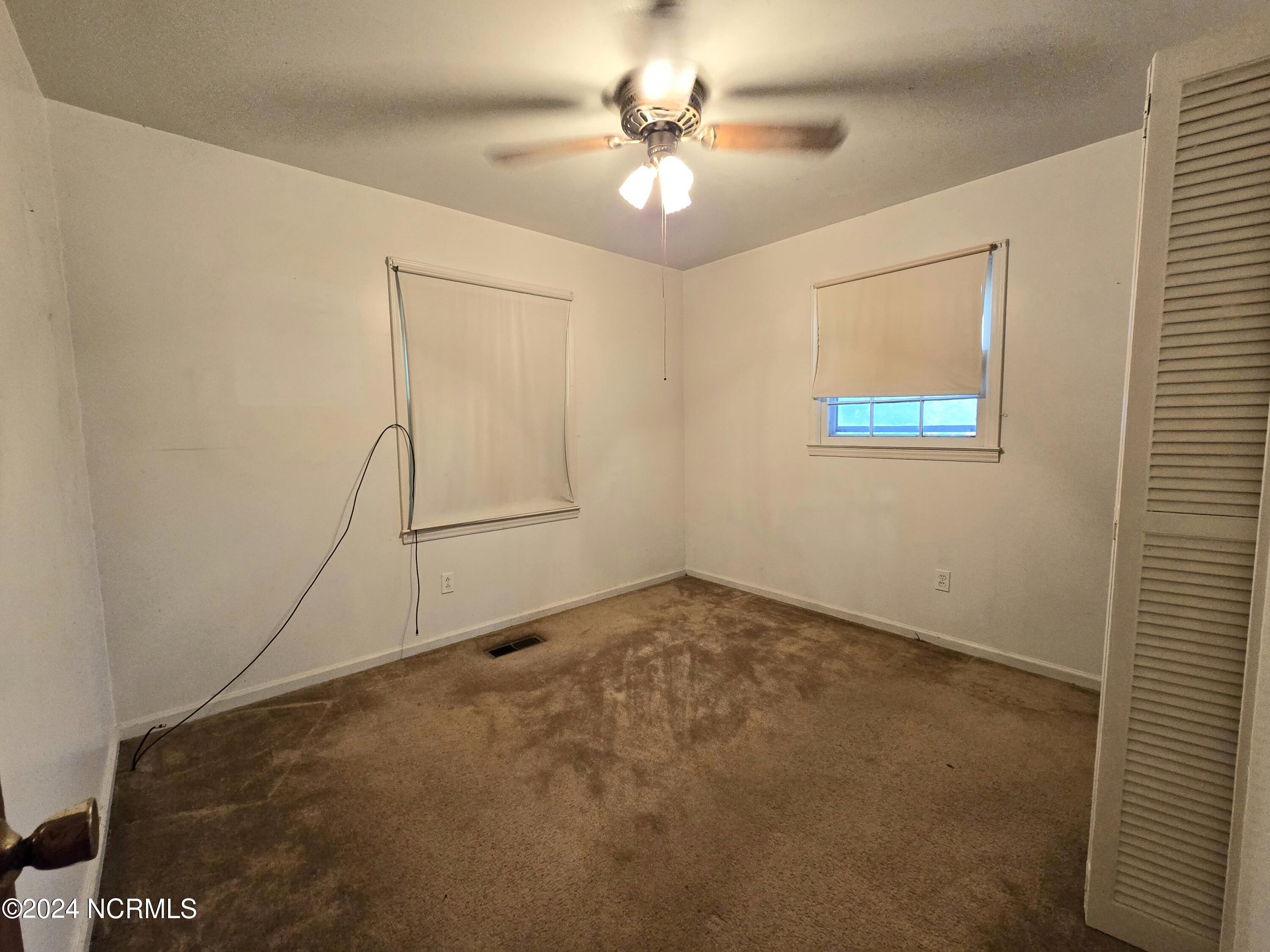 928 Montclair Avenue Rockingham, NC 28379 - Photo 12 of 17 20240703_181434(0)