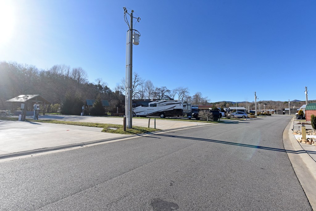 445 Golden Nugget Road Blairsville, GA 30512 - Photo 13 of 36 Gallery Image 13