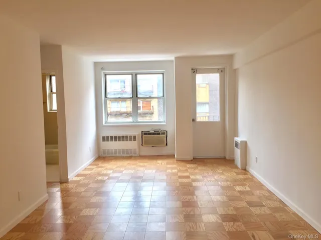 $3,750 | 170 West 23rd Street | Chelsea