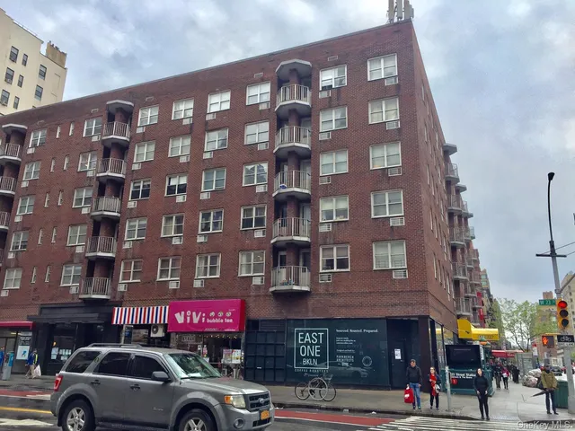 $3,750 | 170 West 23rd Street | Chelsea