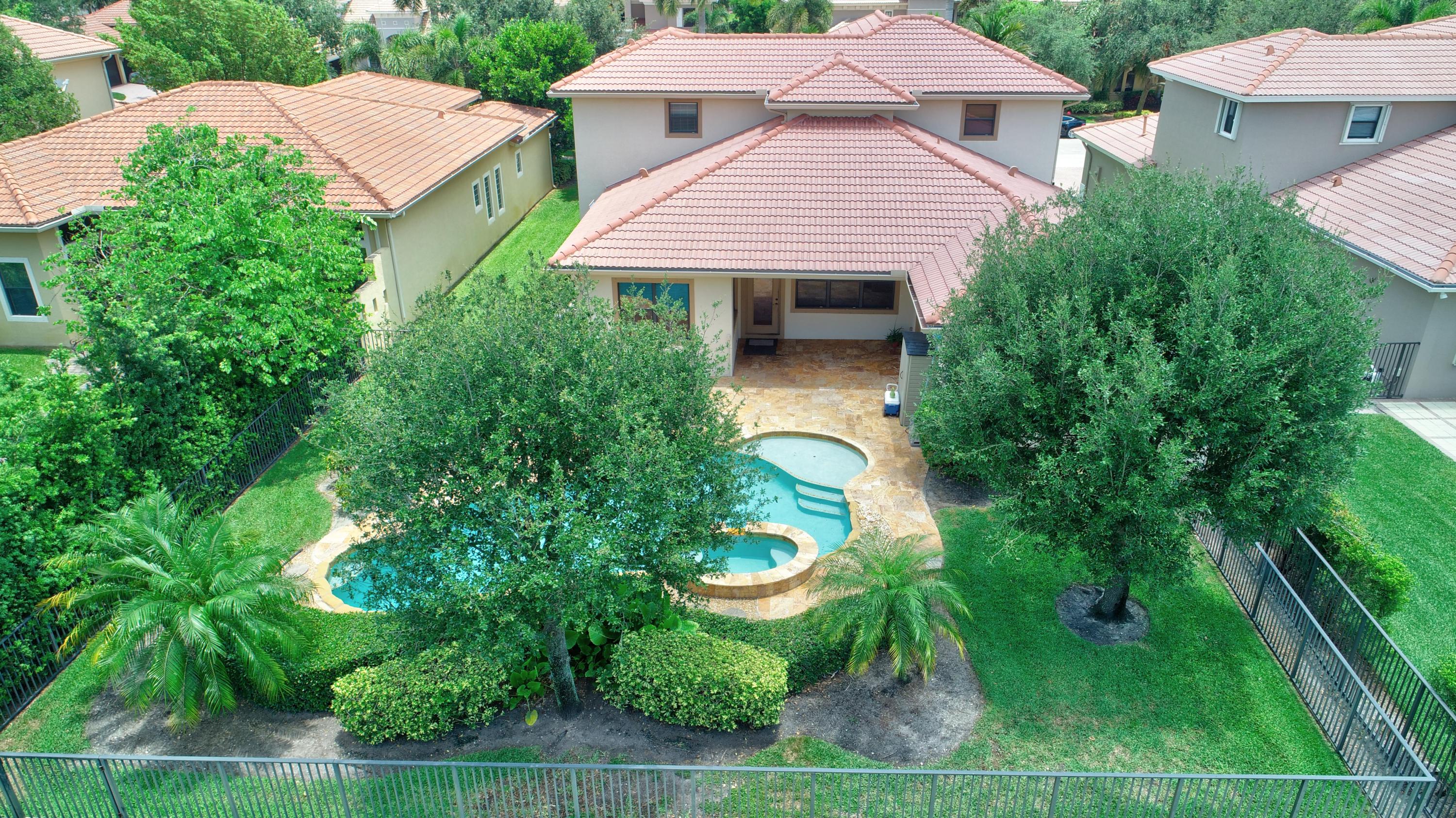 16155 Rosecroft Terrace Delray Beach, FL 33446 - Photo 38 of 40 an aerial view of a house