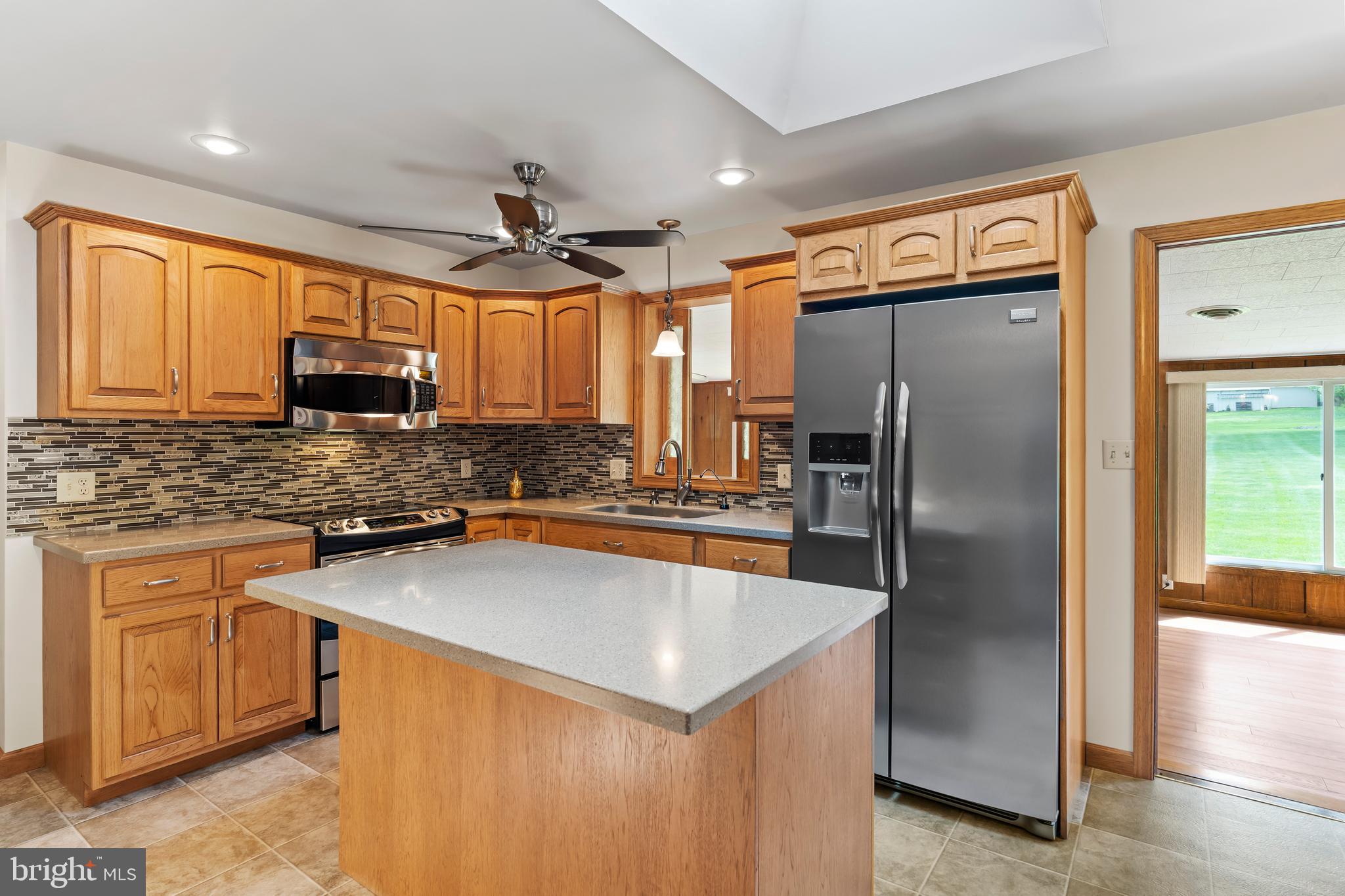 10002 Upper Strasburg Road Upperstrasburg, PA 17265 - Photo 18 of 31 Kitchen