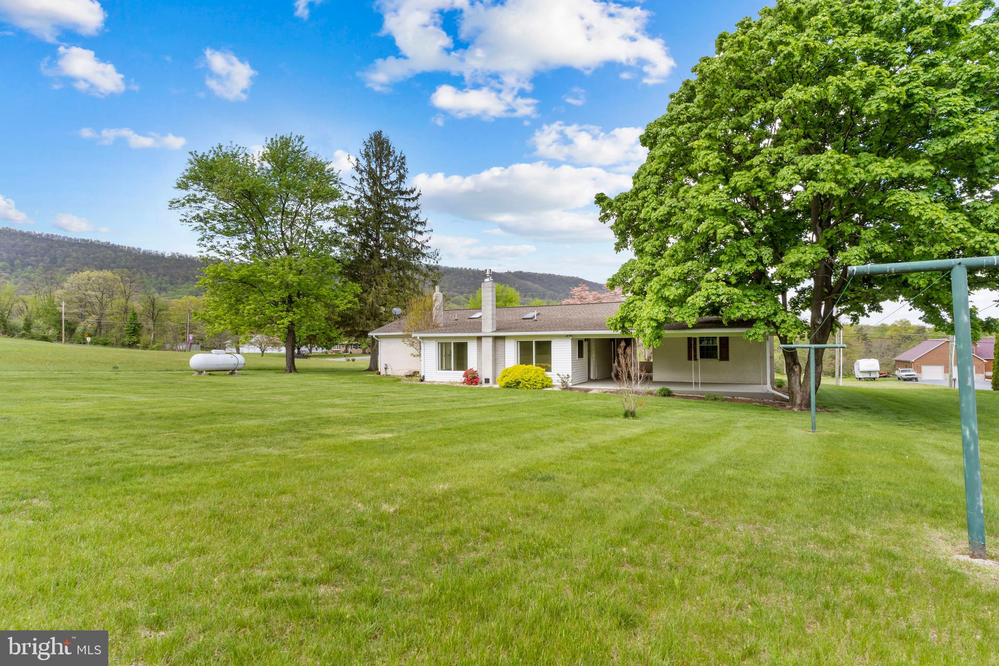 10002 Upper Strasburg Road Upperstrasburg, PA 17265 - Photo 5 of 31 Backyard