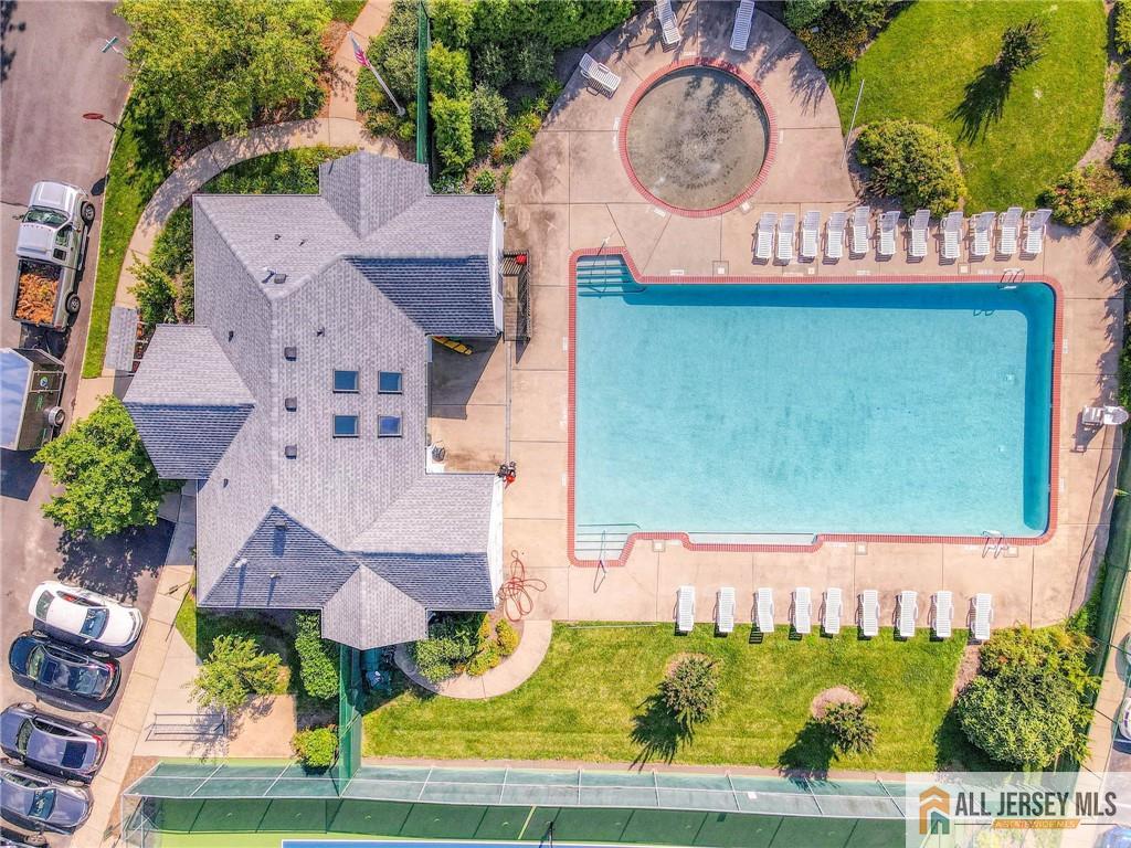 162 Salem Road North Brunswick, NJ 08902 - Photo 15 of 17 an aerial view of a house