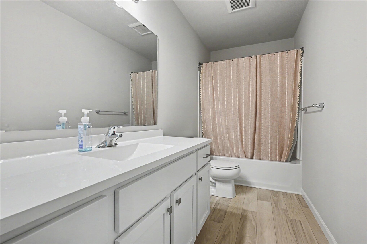 605 Bush Boulevard Three Rivers, MI 49093 - Photo 10 of 18