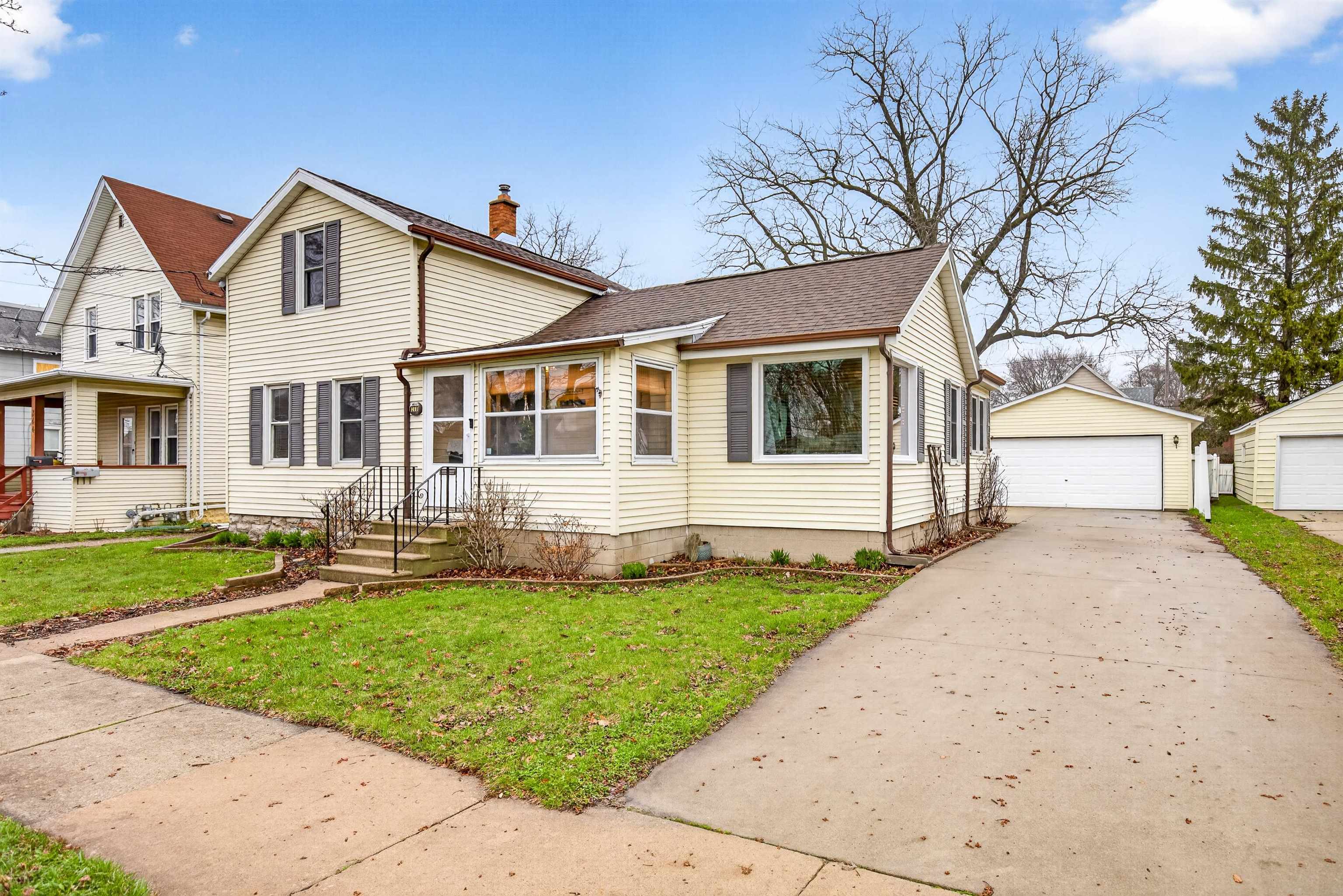 348 1st Street Menasha, WI 54952 - Photo 38 of 39