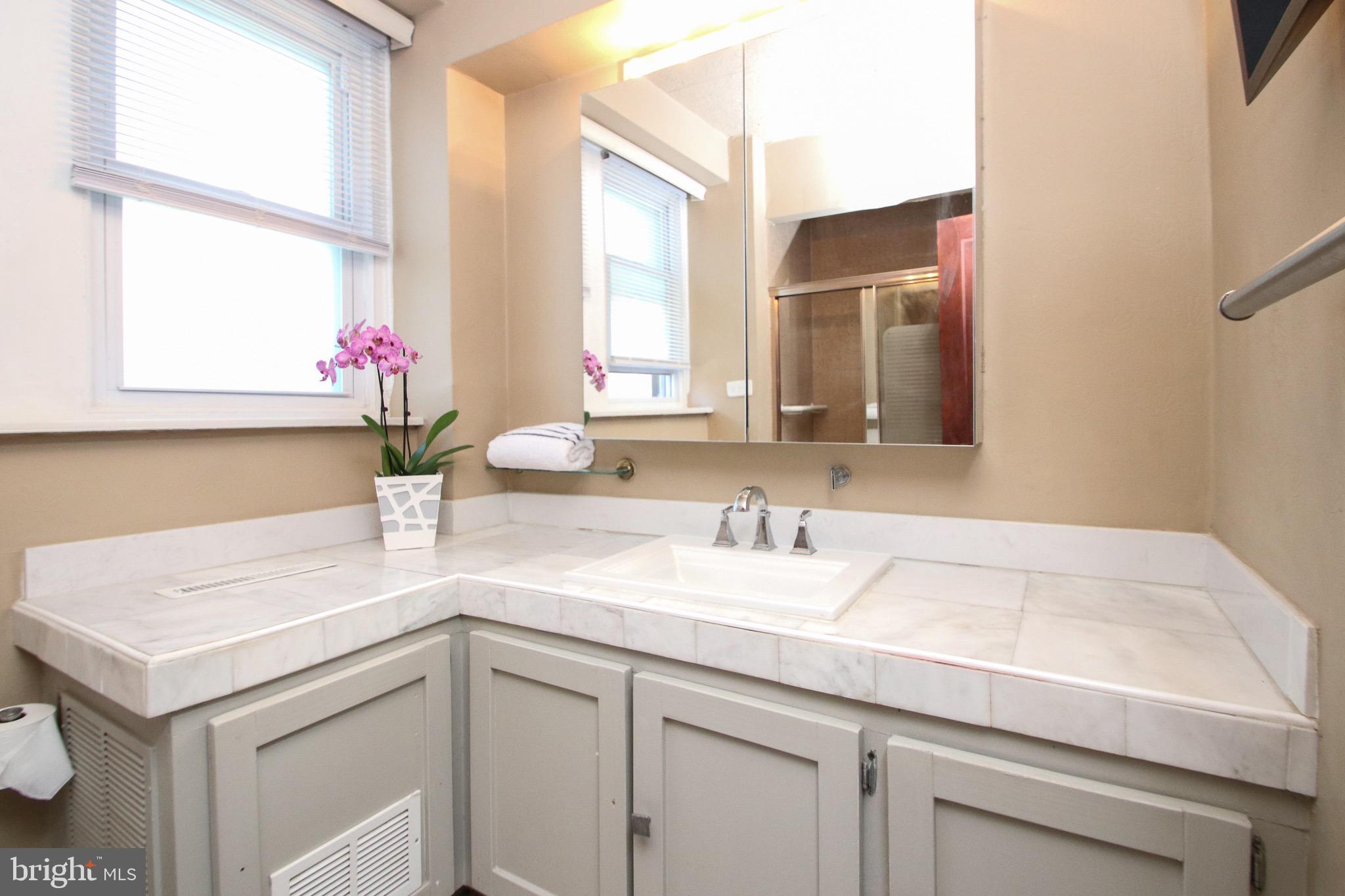 6132 Nassau Road Philadelphia, PA 19151 - Photo 32 of 54 Gallery Image 32