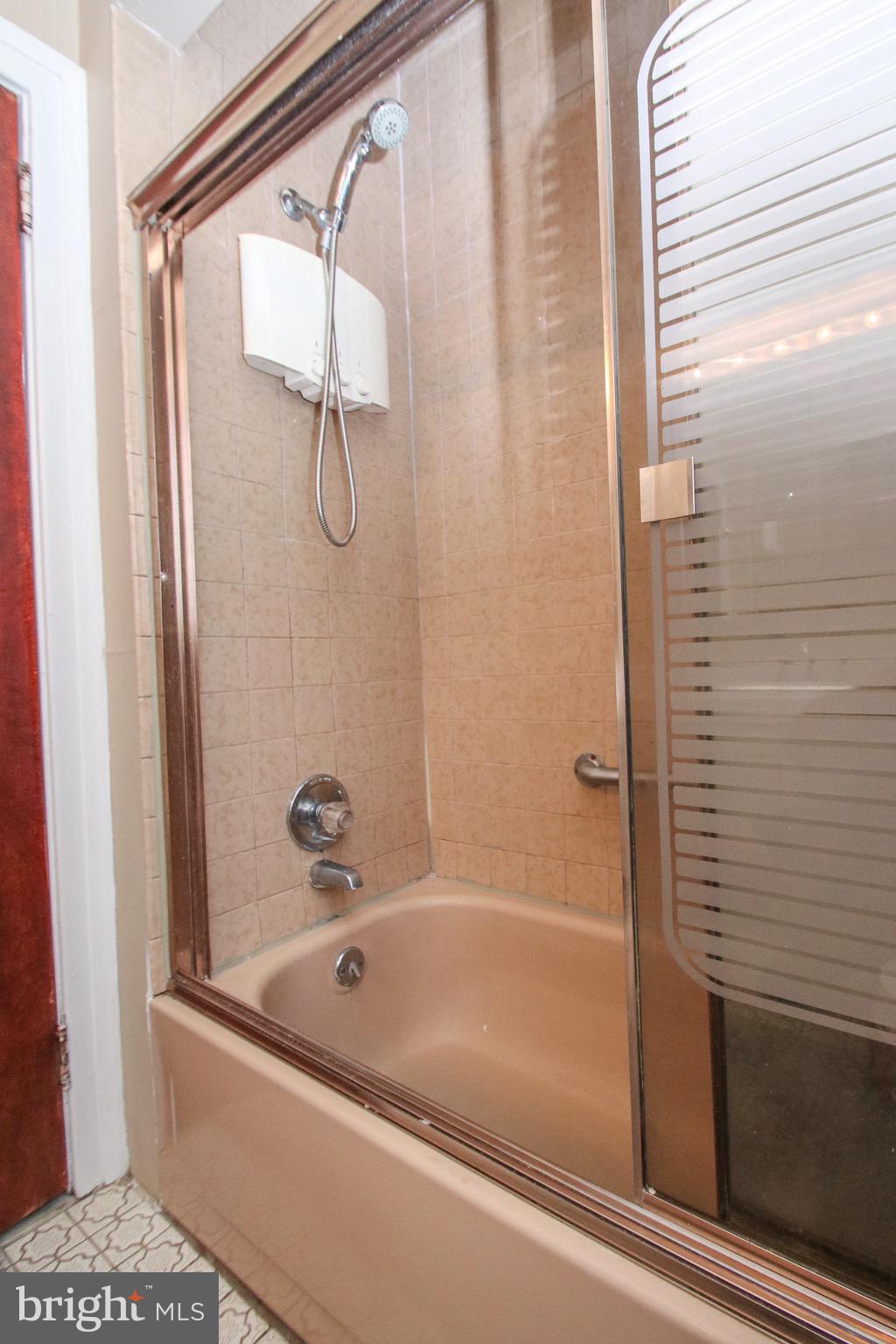 6132 Nassau Road Philadelphia, PA 19151 - Photo 33 of 54 Gallery Image 33