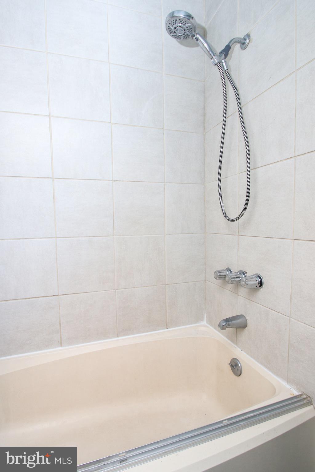 6132 Nassau Road Philadelphia, PA 19151 - Photo 40 of 54 Gallery Image 40