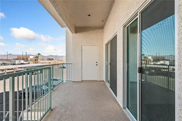 $134,900 | 3550 Bay Sands Drive, Unit 2076, Laughlin, NV 89029
