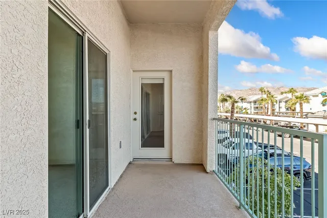 $134,900 | 3550 Bay Sands Drive, Unit 2076, Laughlin, NV 89029