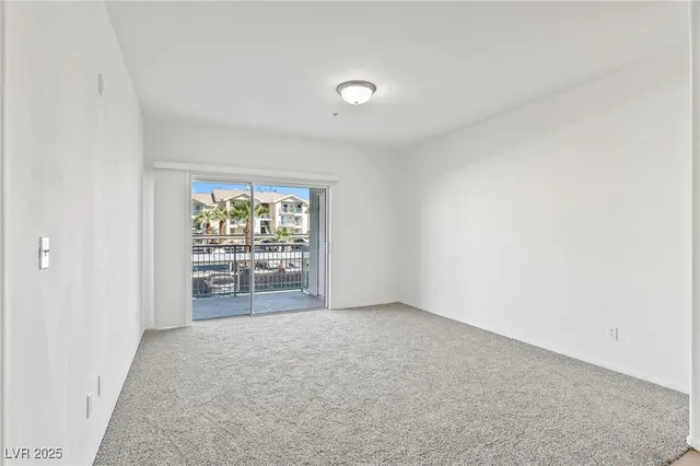 $134,900 | 3550 Bay Sands Drive, Unit 2076, Laughlin, NV 89029