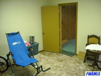 10914 Bluffton Road Fort Wayne, IN 46809 - Photo 22 of 29