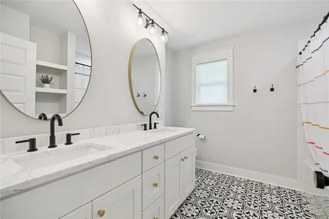 $875,000 | 210 Tchefuncte Drive, Covington, LA 70433