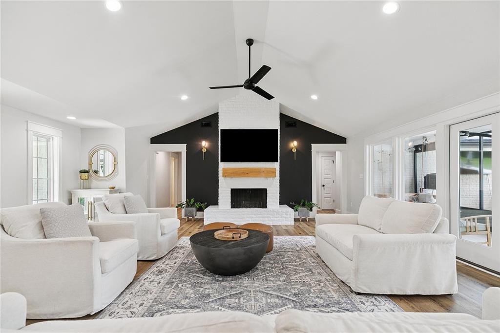 210 Tchefuncte Drive Covington, LA 70433 - Photo 2 of 38