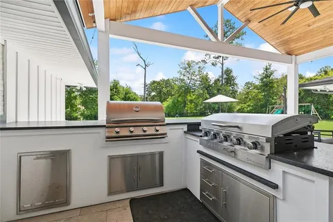 $875,000 | 210 Tchefuncte Drive, Covington, LA 70433