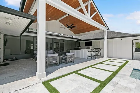 $875,000 | 210 Tchefuncte Drive, Covington, LA 70433